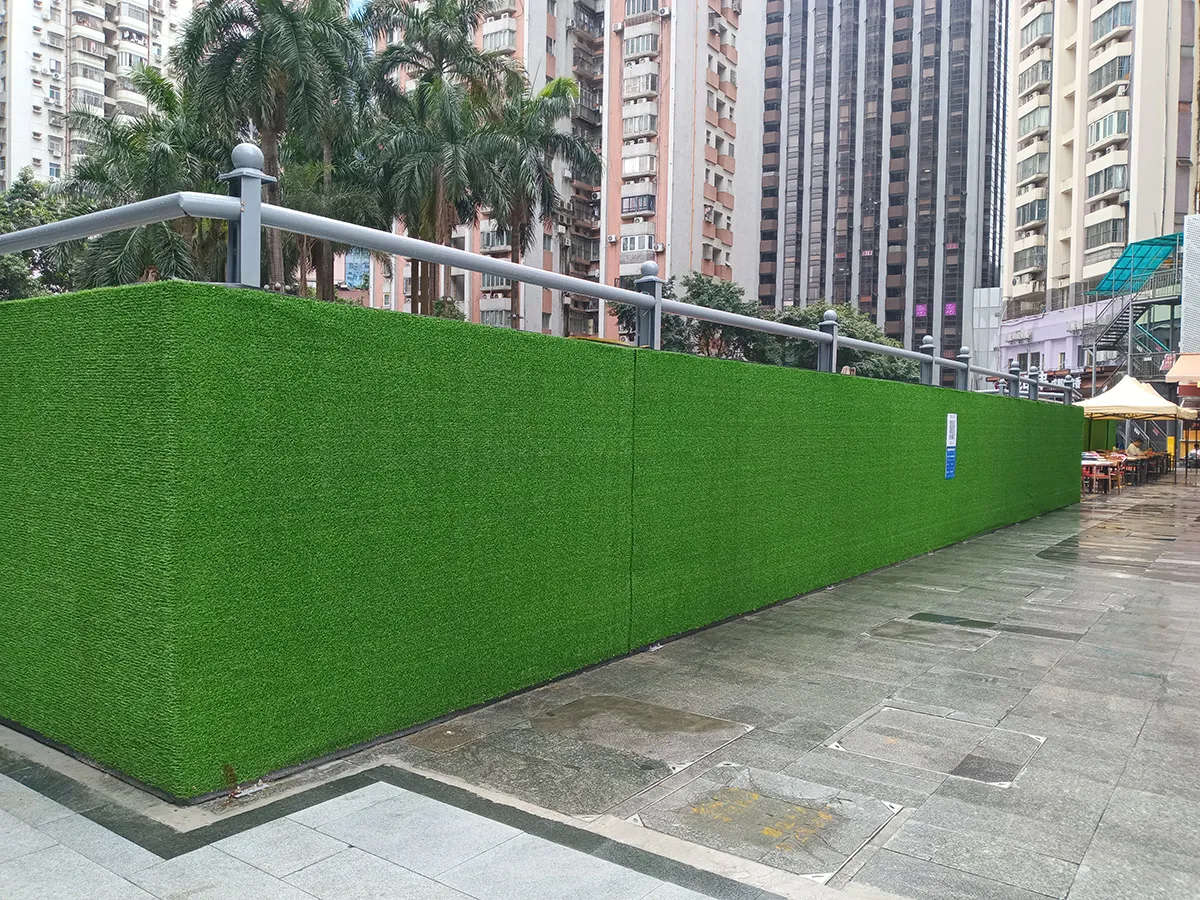 construction-site-hoarding-013